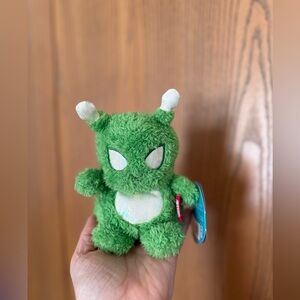 BUM BUMZ Plush Green Matt The Alien RetroBumz NEW KELLYTOY Collectible Plush